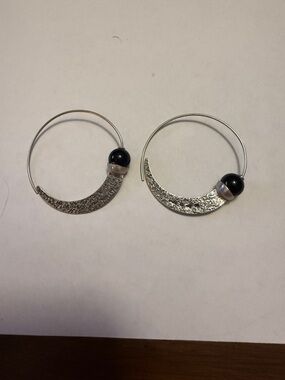 Silpada sterling silver and chalcedony comet tail hoop earrings